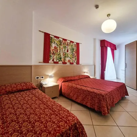 Idillic Family Haven For Four Appartement Bibione